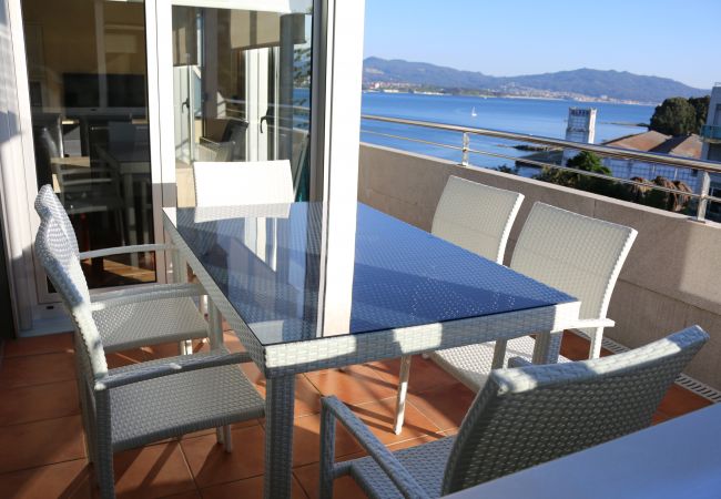 Apartamento en Cangas - Ático con vistas a la ría en Cangas