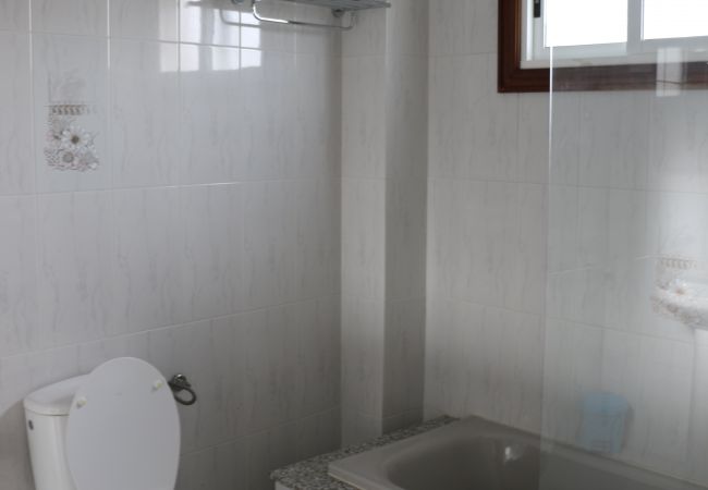 Apartamento en Cangas - Piso en el centro de Aldán con vistas a la ría