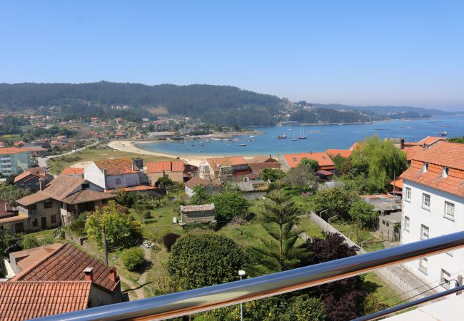 Apartamento en Cangas - Ático A en Vilariño con vistas a la ría