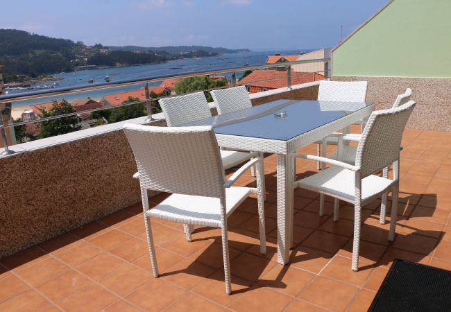 Apartamento en Cangas - Ático B en Vilariño con vistas a la ría